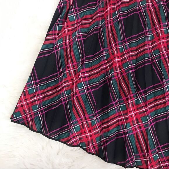 New CECE Black Red Plaid Pleated Midi Skirt Elastic Waist Pull On Tartan Size 2X - Picture 7 of 10